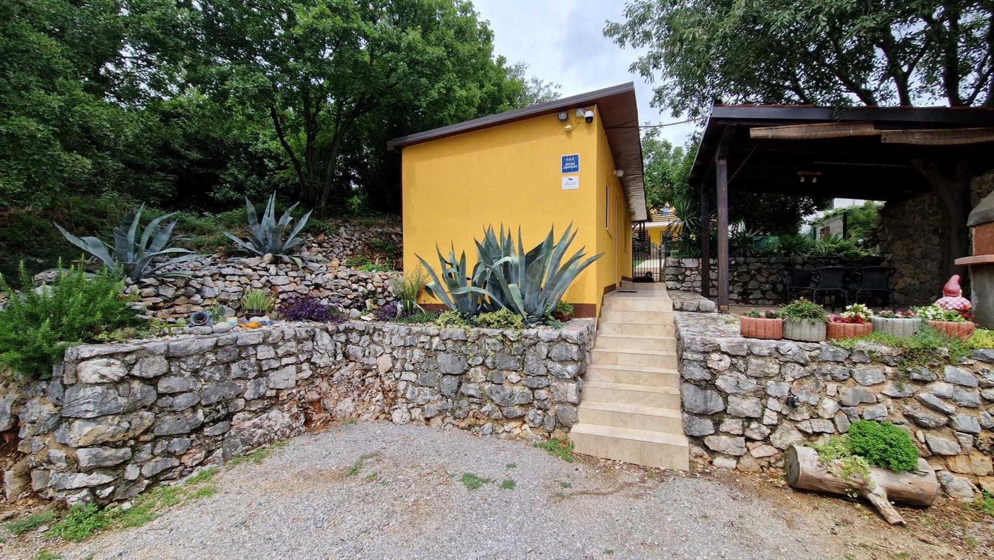 Urinj Kostrena Exterior foto